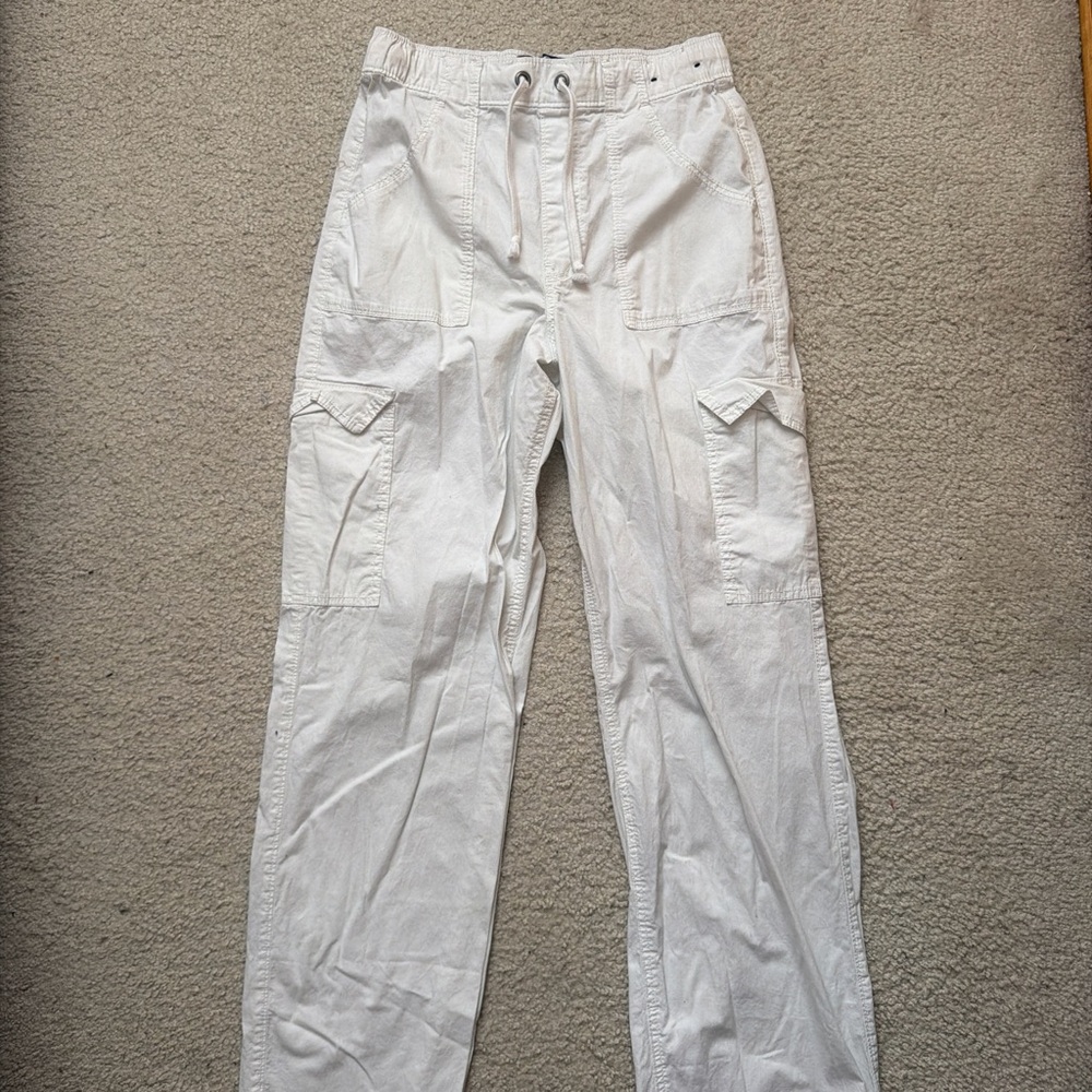Hollister White Cargo Jogger Pants